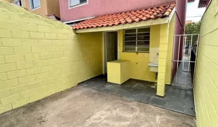 Casa de Condomínio com Quintal 2 dormitórios   FL34