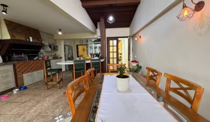 Sobrado Reformado com Energia Solar no Jardim Bonfiglioli ? 3 Suítes e 2 Vagas FL43