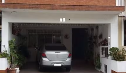 Excelente Sobrado no Butantã ? 3 Quartos, Suíte e 2 Vagas em Condomínio Fechado FL43
