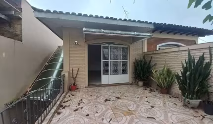 CASA TÉRREA NA VILA GOMES - PROXIMO  USP.          FL21