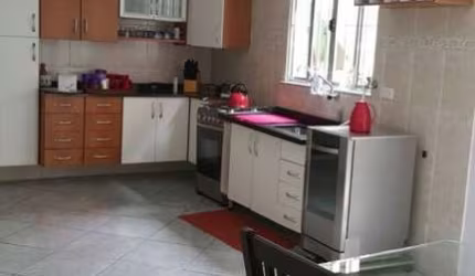 VENDE SOBRADO 130m² JARDIM ESTER YOLANDA 03 QUARTOS 01(SUÍTE ) DUAS VAGAS DE GARAGENS -FL38