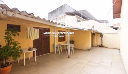 Casa térrea no Jd. Previdência com 290m², 2 quartos (sendo 1 suite), 4 vagas de garagem. FL23