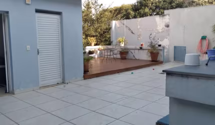 Sobrado no Butantã, 300m², com escritório e piscina - FL28