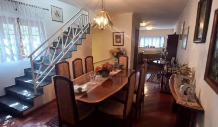Sobrado luxuoso e amplo na Vila Sônia, próximo ao Metrô!! - FL28