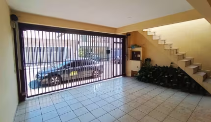 Sobrado 3 quartos sendo 1 suíte perto do metrô Vila Sônia FL14