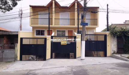 Casa nova no Butantã com 3 quartos; 1 suíte, 4 vagas cobertas, quintal. FL23