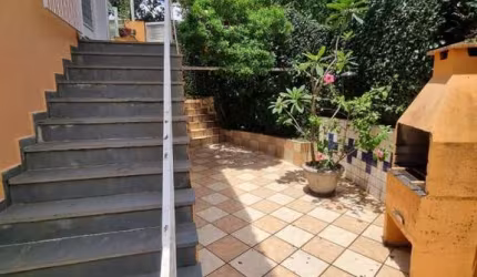 Sobrado 3 dormitórios, 3 vagas de garagem - FL35