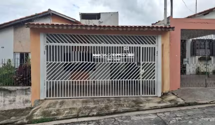 Casa térrea no Butantã - Jd. Alvorada com 2 quartos, 2 vagas + dep. emp., com wc. FL23