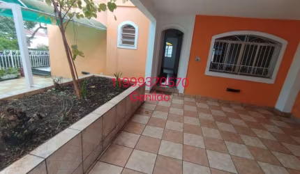 SOBRADO DE ESQUINA 3 QUARTOS 1 SUITE EDICULARA PRÓXIMO DO METRO FL55 COM SACADA QUINTAL 3 VAGAS
