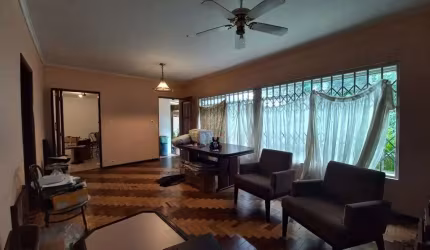 CASA TÉRREA, 3 QUARTOS, 2 VAGAS, QUINTAL  JD BONFIGLIOLI    FL21