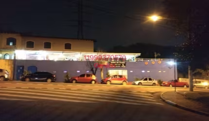 CASA DE EVENTOS MONTADA PRÉDIO INTEIRO COM 2 PISOS DE SALÃO 3 QUARTOS BAR E BRINQUEDO COZINHA FL55