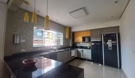 SOBRADO COM  SALÃO COMERCIAL NO JAGUARE       FL21