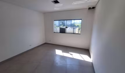 SALA COMERCIAL COM 35 M2 FL26
