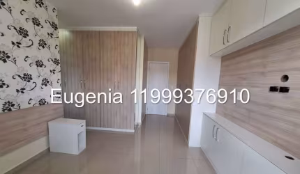 Sobrado Jardim Ester: 3 dormitórios, 4 vagas