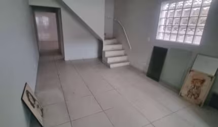 Sobrado 2 dormitórios,, 1 vaga FL35