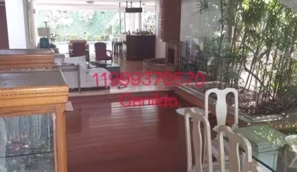 SOBRADO COM PISCINA  4 QUARTOS SENDO 4 SUITE EDICULA COM BANHEIRO 8 VAGAS PROXIMO DO METRO  FL55