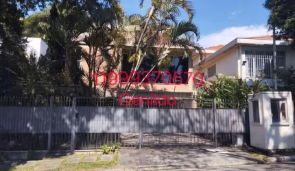 SOBRADO COM PISCINA  4 QUARTOS SENDO 4 SUITE EDICULA COM BANHEIRO 8 VAGAS PROXIMO DO METRO  FL55
