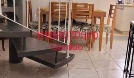 SOBRADO COM 3 QUARTOS SENDO 1 SUITES 2 VAGAS QUINTAL FÁCIL ACESSO AO METRO ACEITA PET FL55