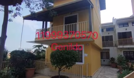 CASA EM CONDOMÍNIO COM 4 QUARTOS 4 SUITE 2 VAGAS ARMÁRIOS PLANEJADOS FÁCIL ACESSO AO METRO FL55