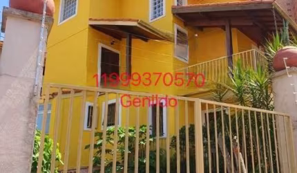 CASA EM CONDOMINIO COM 4 QUARTOS 4 SUITE 2 VAGAS ARMÁRIOS PLANEJADOS FÁCIL ACESSO AO METRO FL55