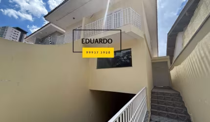 SOBRADO ALTO PADRÃO, 3 SUITES  5 VAGAS DE GARAGEM FL37