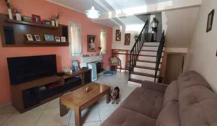 Casa em Condomínio de 145m² com Lazer Completo e Churrasqueira, FL28