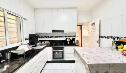 Casa 150m2 no Butantã,3 suítes,4 vagas. FL13