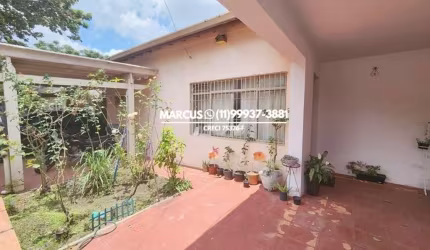 Casa no Jardim Previdência com 3 quartos, 1 suíte, casa isolada, 2 vagas. FL23