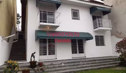CASA NO JARDIM LONDRINA  FACIL ACESSO AO METRO COM  QUINTAL  EDICULA  ACEITA PET FL55