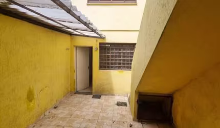 Casa 2dormitórios, 2 banheiros - FL35