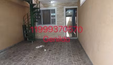 CASA 2 QUARTOS VARANDA 1 VAGA SALA COZINHA QUINTAL ACEITA PET FÁCIL ACESSO AO METRO FL55