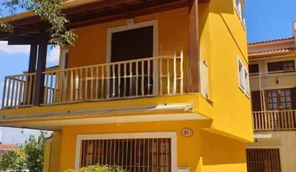 CASA 4 QUARTOS EM CONDOMINIO JD BONFIGLIOI FL48