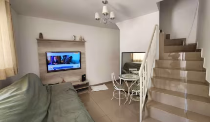 VENDA SOBRADO ÓTIMA LOCALIZAÇÃO 02 QUARTOS, 02 SUÍTES E 03 BANHEIROS - FL38