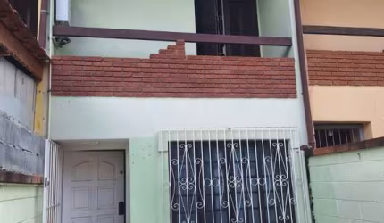 SOBRADO COM 2 DORMITORIOS FL26