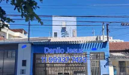 Casa com 2 suítes, quintal,  edicula e 1 vaga de garagem.  FL51