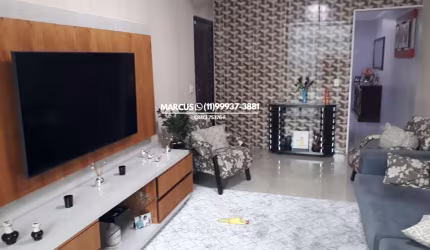 Casa no Butantã com 3 quartos, sendo 1 suíte, 2 vagas cobertas. FL23