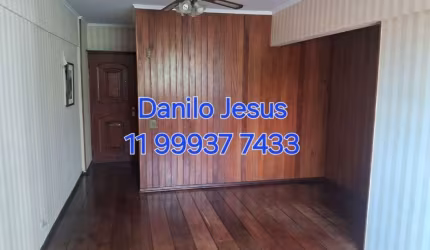 Apartamento com 3 dormitórios, 2 banheiros e 1 vaga. FL51