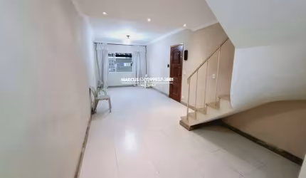 Casa aconchegante no Jardim Bonfiglioli  3 dormitórios e excelente localização. FL23