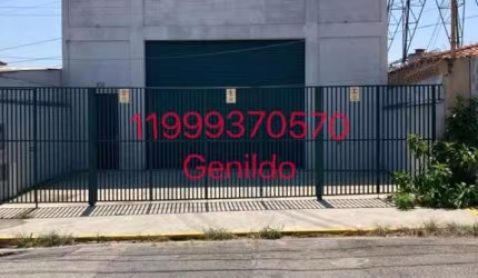 GALPÃO COM 300M2 COM 4 VAGAS 3 BANHEIROS  PORTÃO ELETRÔNICO FL55