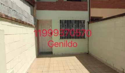 CASA COM 2 QUARTOS 1 VAGA QUINTAL FECHADURA  ELETRÔNICA AQUECEDOR A GAZ FÁCIL ACESSO AO METRO FL55