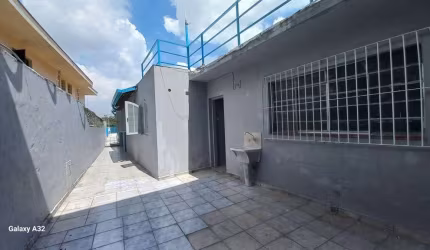 SOBRADO  3 QUARTOS, 2 BANHEIROS, 2 VAGAS, JARDIM BONFIGLIOLI        FL21