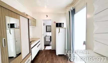 Kitnet mobiliada para locação temporária ? Balneário Camboriú ? Próxima à Roda Gigante