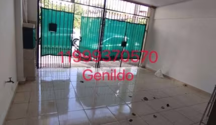 CASA  REFORMADA 3 QUARTOS 2 VAGAS QUINTAL EDICULA  A 2 KM DO METRO PRÓXIMO DA USP ACEITA PET FL55