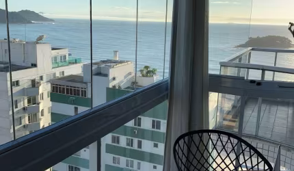 Apartamento com vista Mar e Cristo, com 3 dormitórios