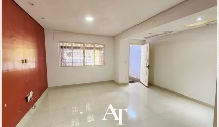 OPORTUNIDADE - CASA TÉRREA VILA MORSE - 2 DORMITORIOS (2 SUITES) COM 2 VAGAS
