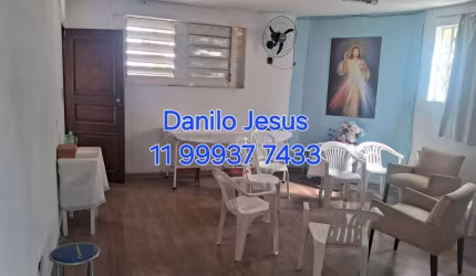 Sala comercial com refeitório e banheiro.  FL51