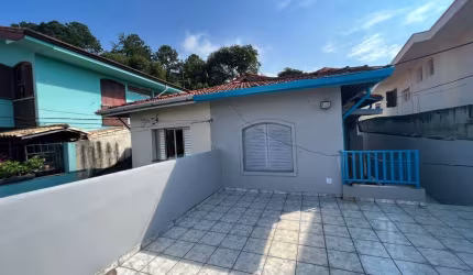 Casa Assobradada no Jardim Bonfiglioli ? 3 Dormitórios e Excelente Localização Código: FL12