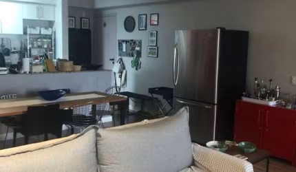 Vendo Cobertura com 2 dorms, 1 suite, 3 vagas, e churrasqueira - FL22