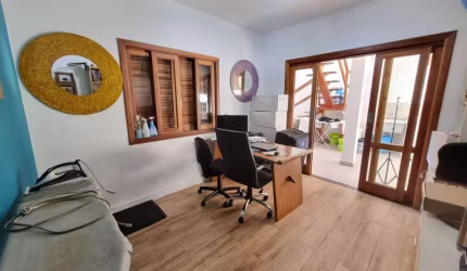 Vendo Sobrado em condomínio,  3 dorms, 1 suite, 2 vagas, Churrasqueira ,lazer - FL22