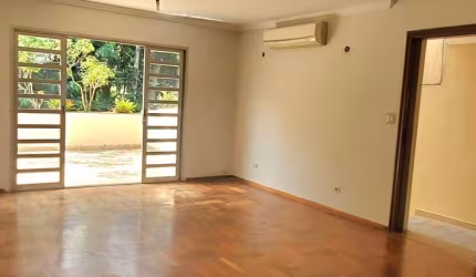 Sobrado 3 quartos 1 suíte 2 vagas no Butantã
